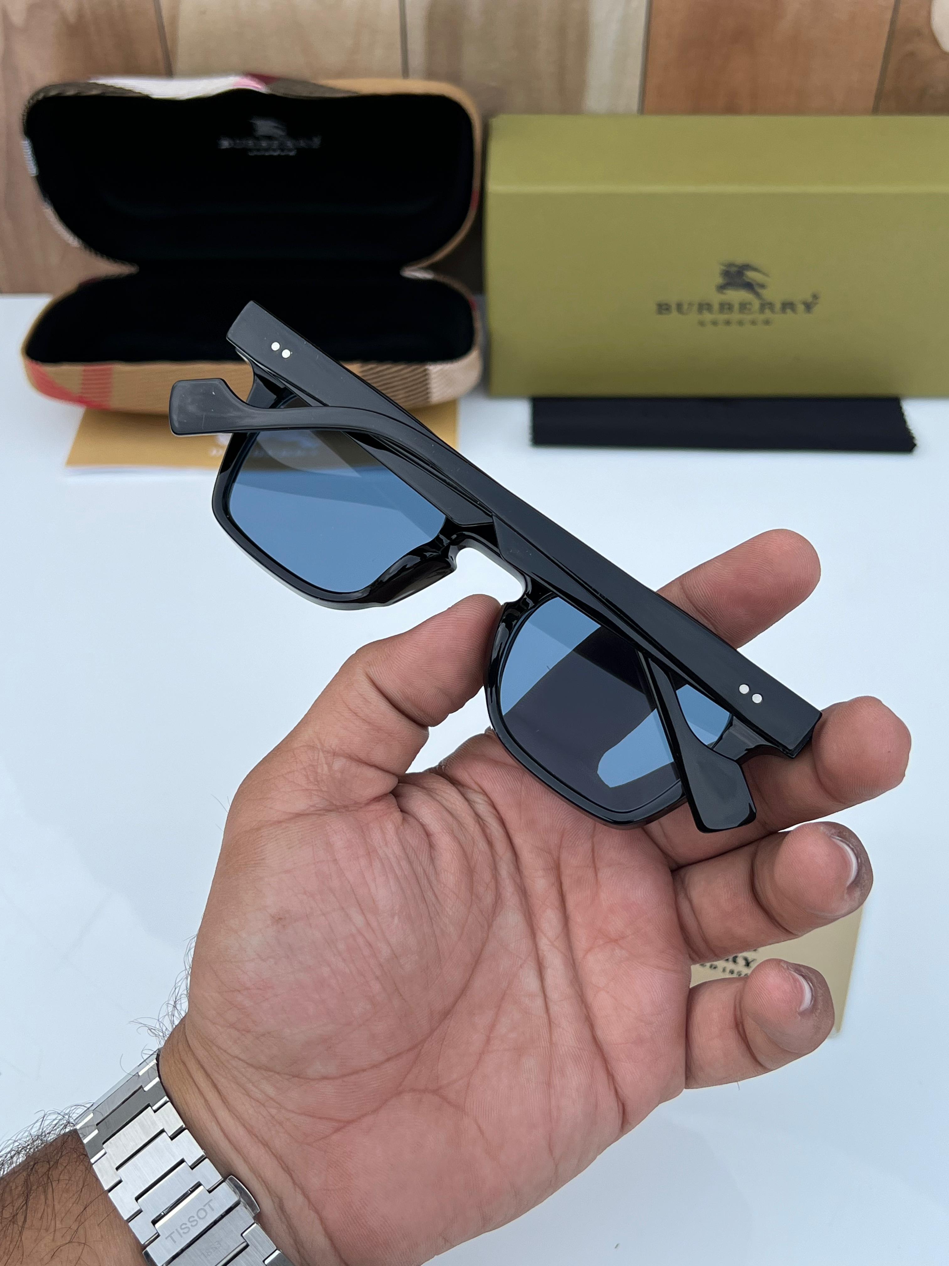 BuR 2001 BLACK BLUE  A