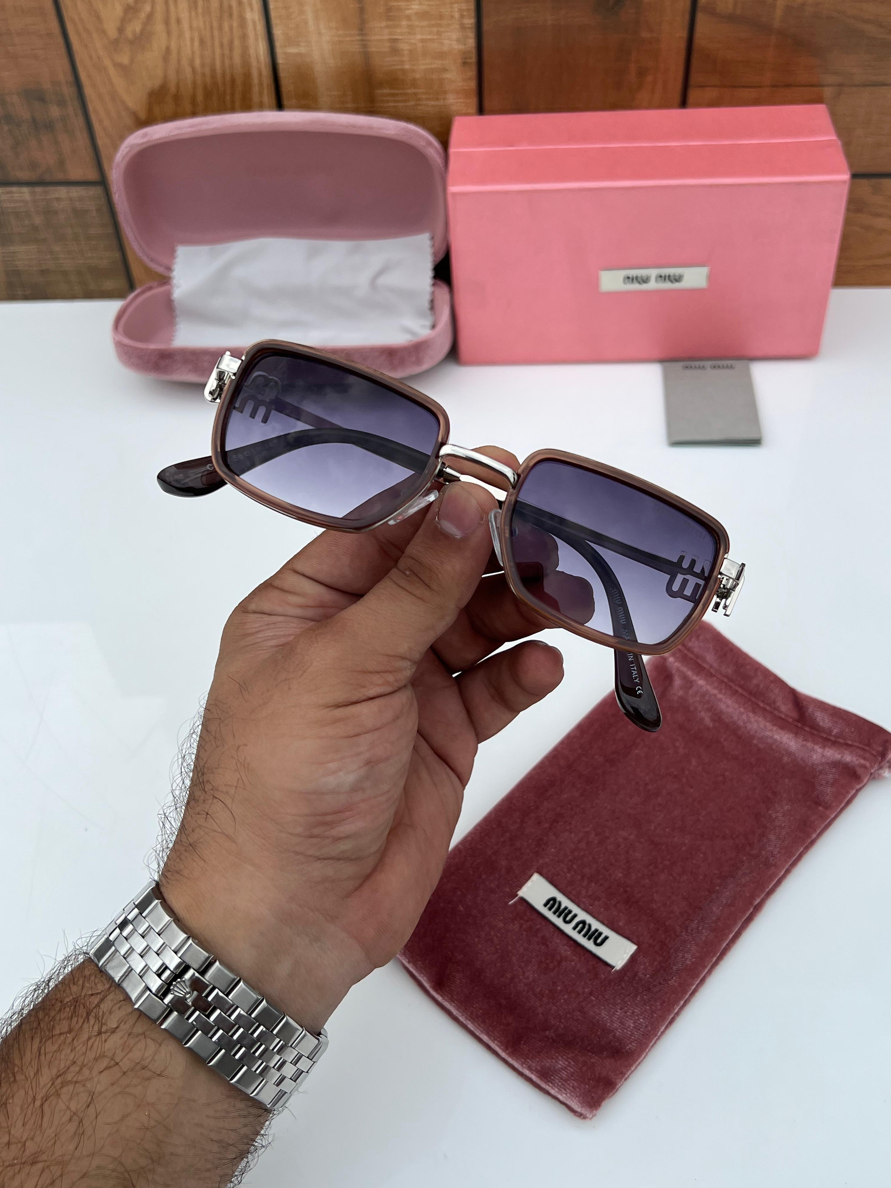 Mi 559 silver peach shaded