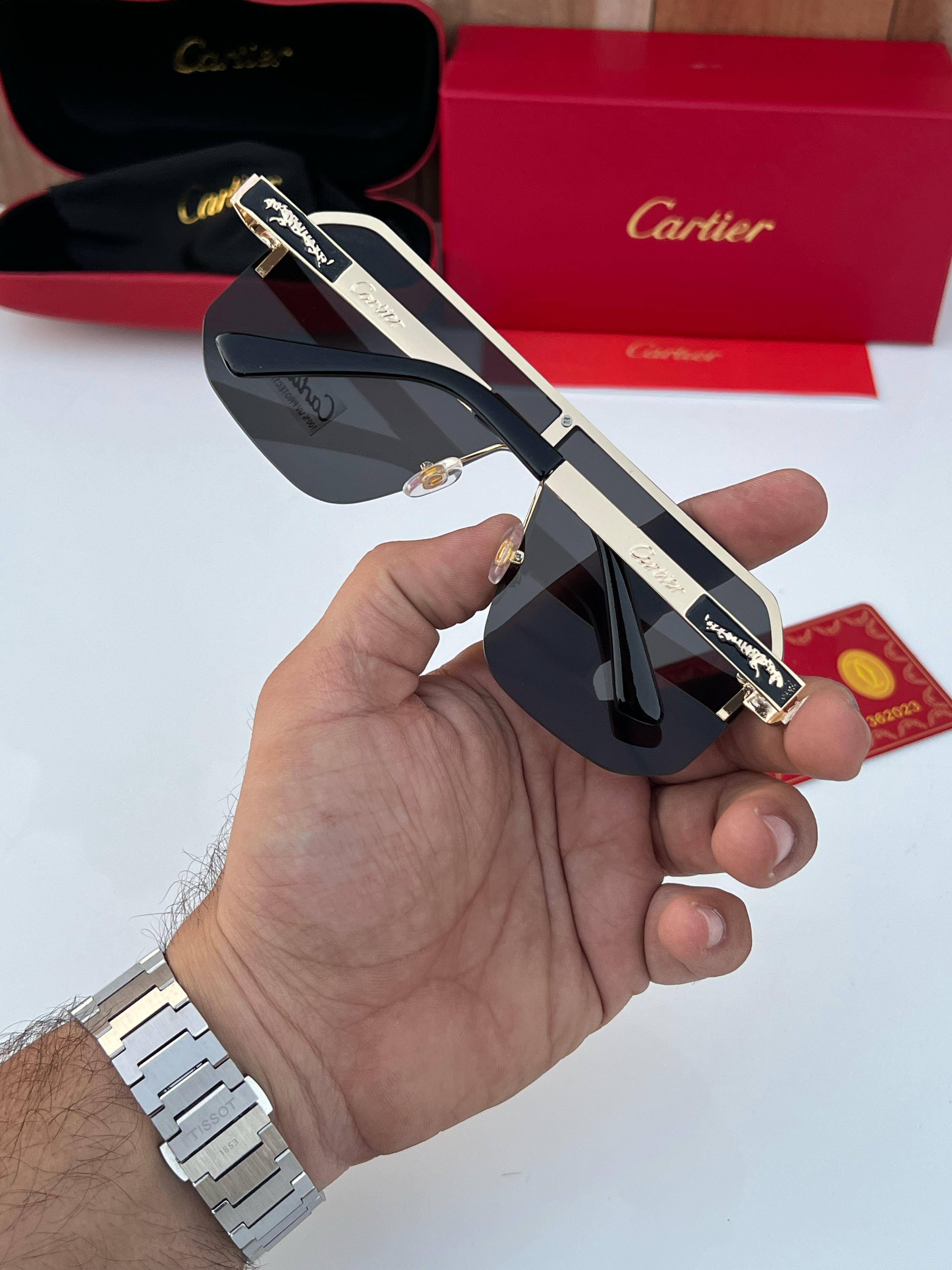 Car_tier_ 415 gold black  A